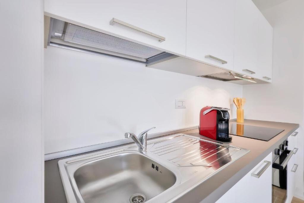 Postumia Joy - Sansiro Stadium - San Carlo Hospital Milano Eksteriør bilde